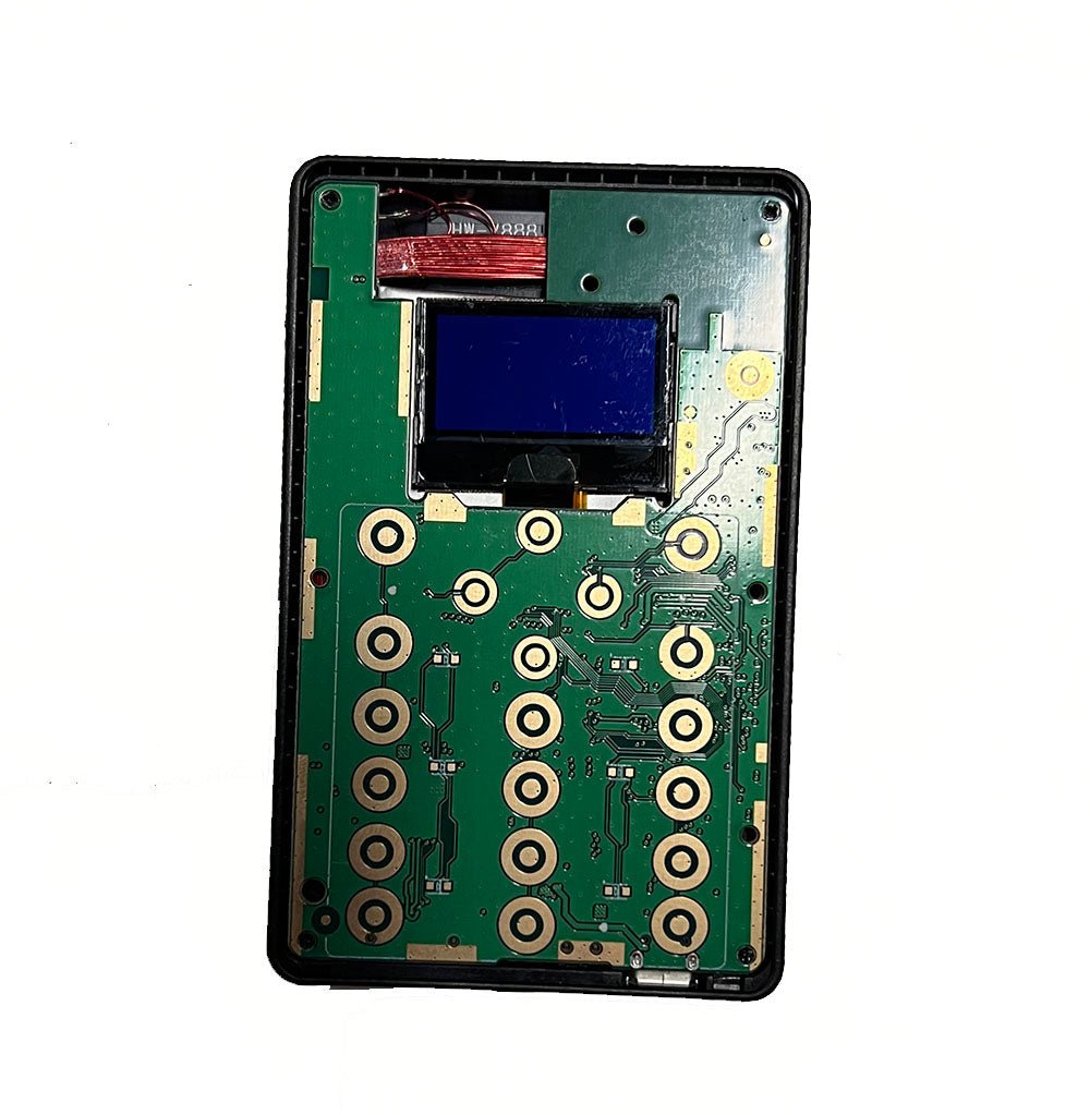 Nano GSM SIM Inductive
VIP Card With Earpiece